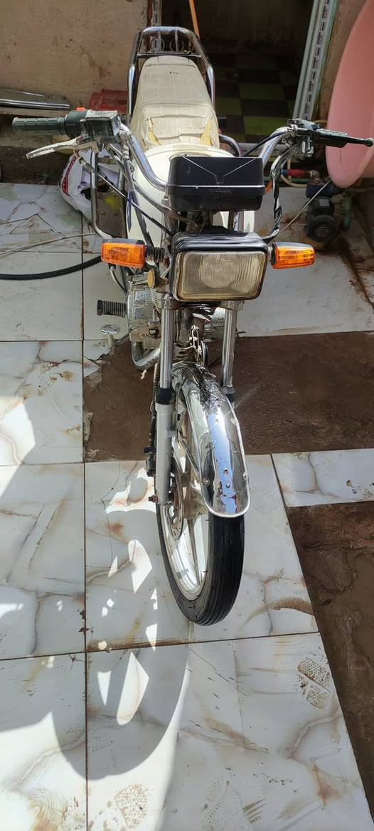 سلام عليكم دراجه بارت مديل 20 اوراق أصولي للبيع سعر 600 مكاني شطره شراي يجي خاص


**إذا كنت صاحب هذا الإعلان وتريد حذفه لأي سبب، رجاءا أرسل رسالة إلى الدعم الفني**