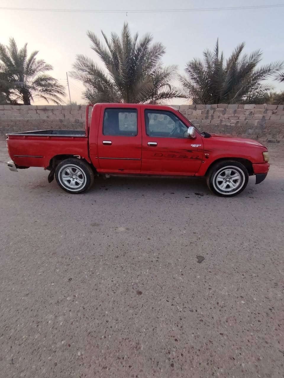 السلام عليكم دير ٢٠١١ سياره بلاديه وجاهزه من كلشي صدر أمامي خلفي جديد تخم تاير جديد تبريد ثلج السعر ٥٨ وبيه مجال مكاني الكرمه *********** كير محرك مكفول
