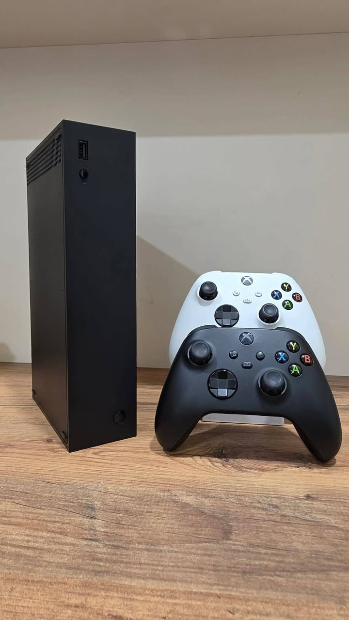 متوفر من جديد سيريس اس 1  تيرا
اصدار 23 كامل ملحقات الجهاز غير مفتوح.
اضافه وياي ٢ جوستك.
السعر ٥٠٠ الف قابل بالمعقول
متوفر توصيل لكل مدن العراق
***********
