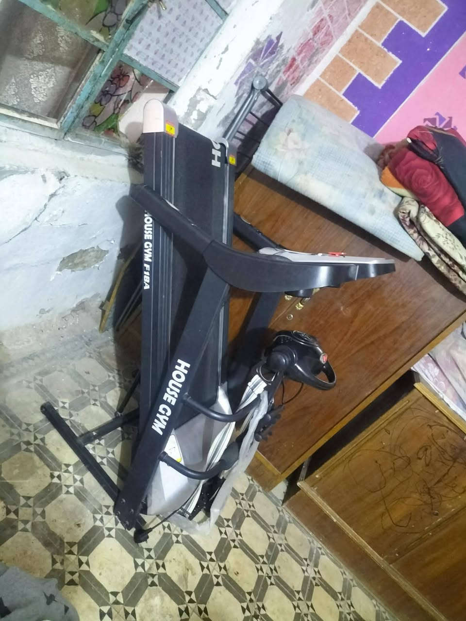 HOUSE GYM نوع (Treadmill) للبيع جهاز جري
جهاز بحالة ممتازة، استخدام خفيف جدًا ولفترة قصيرة، بعمل بكفاءة عالية وبدون أي مشاكل. مناسب للتمارين المنزلية والمشي والجري اليومي.
حالة ممتازة
استخدام قليل
جميع الوظائف تعمل بشكل طبيعي
مناسب للبيت وصالات الرياضة الصغيرة
السعر: (600 الف )
للاستفسار أو التواصل: (***********)
بغداد / الزعفرانية
