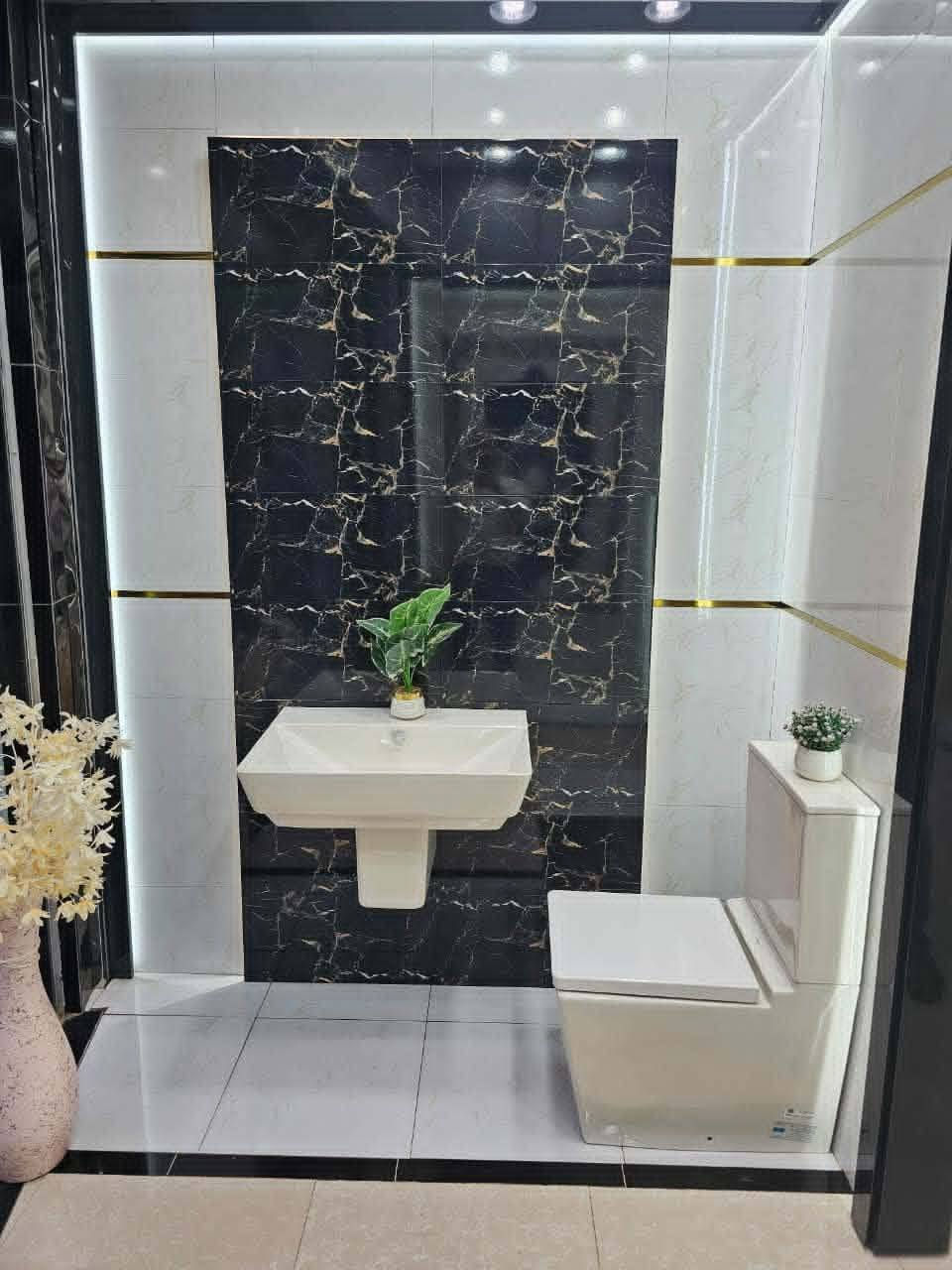 بسم الله الرحمن رحيم 
شغل سيراميك +بورسلين
شرط شغل رقم واحد وضمان
وباسعار مناسبه
#موقع
#شغلي
#نجف 
#كربلأ
اليريد احنه بخدمته
واتساب ***********
