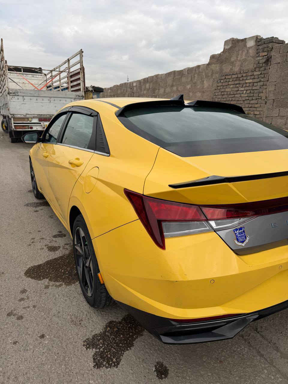 السلام عليكم النترا 23 فول الفول اعله فئه حادثهه بلمنشور بس
جاملغات مبدل بدون إرباك مواصفات معروفه سياره جديده هيئه مصفره منظومة غاز 
 السعر 170وبيهه مجال بسيط للاتصال ***********
