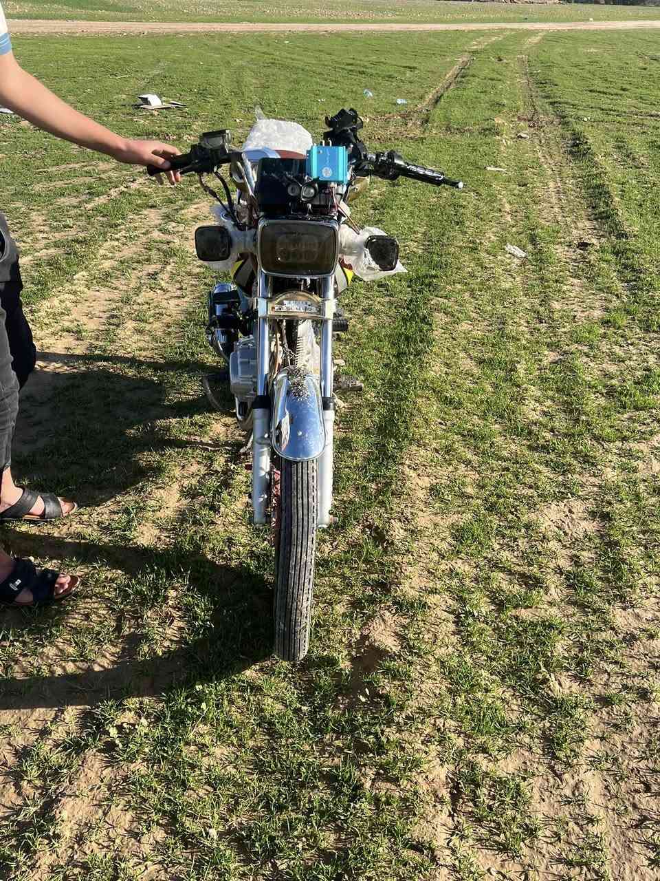 سلام عليكم دراجه تايكر اربعه كير موديل 24نضيف محركه مامفتوح ولا طاخته صبانه مكاني العلم سعره550بيه مجال


**إذا كنت صاحب هذا الإعلان وتريد حذفه لأي سبب، رجاءا أرسل رسالة إلى الدعم الفني**