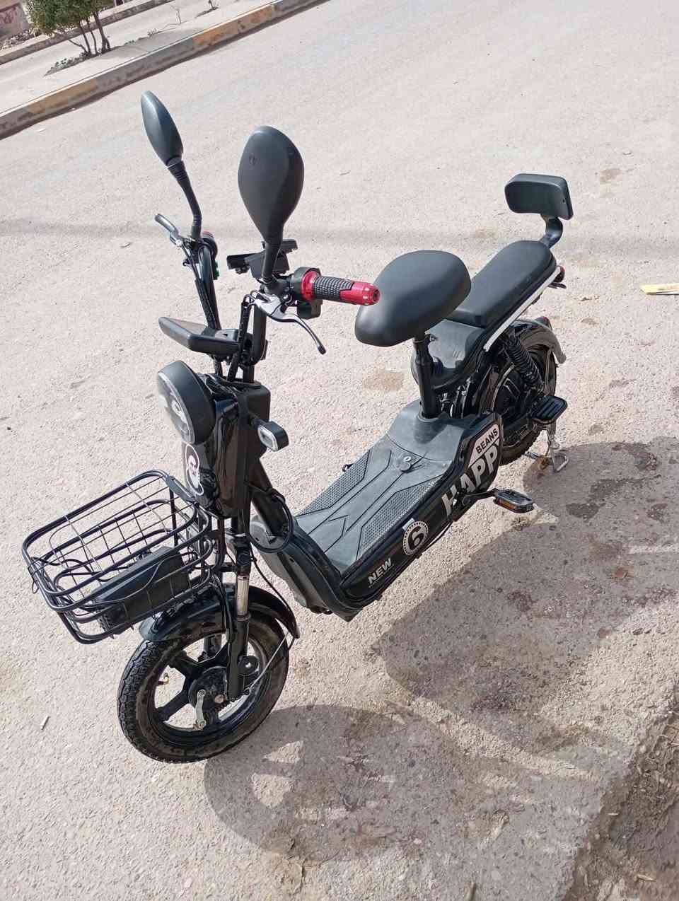 السلام عليكم دراجه شحن للبيع مستعمل شهر سعر 275000 بيه مجال
رقم موبيل ***********
