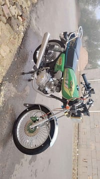 دراجه لبيع سعر800  وبيه مجال  انتصال 07759527788