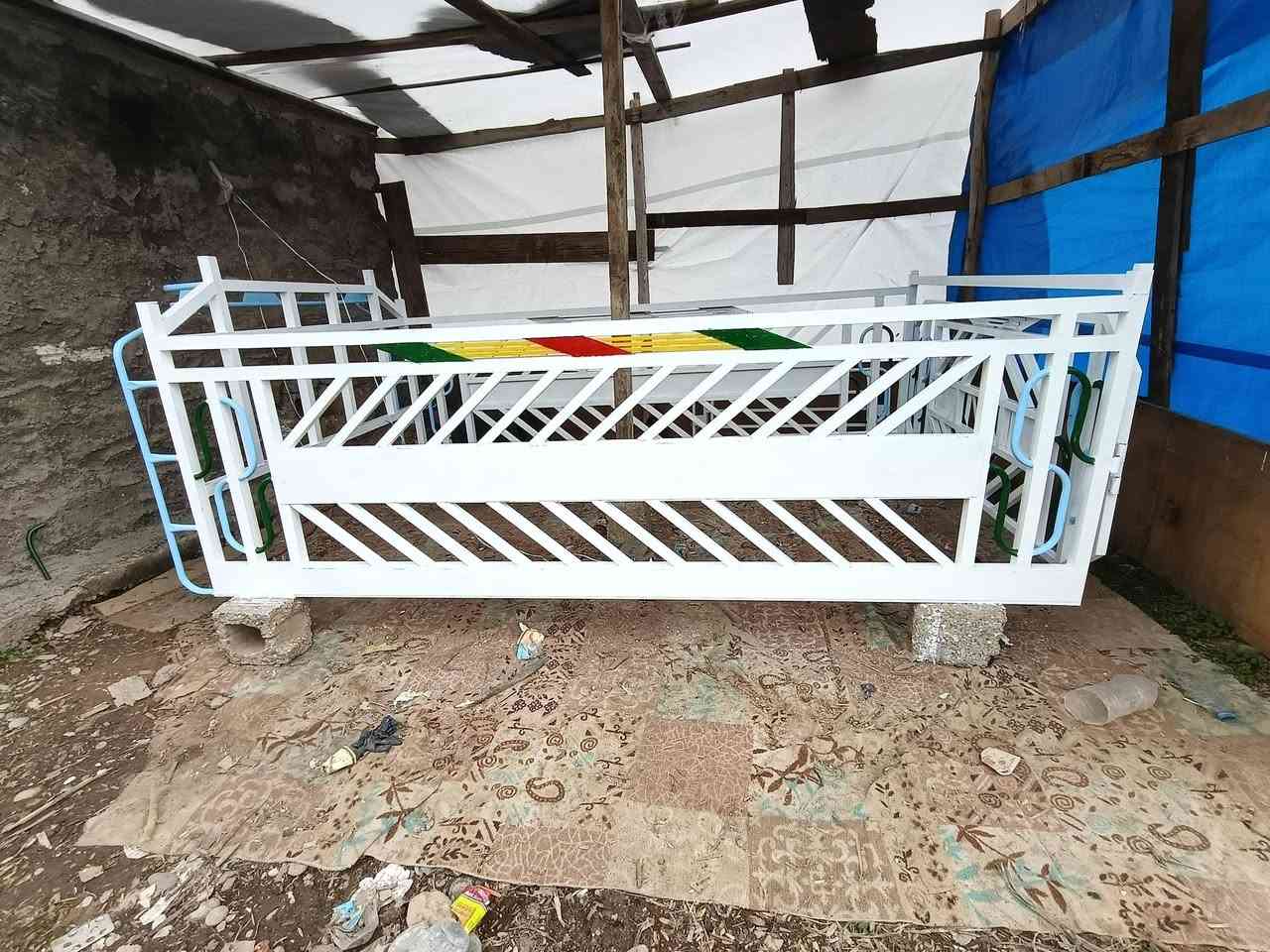 سەرەتا بە ناوی خوا جەمجەی کیای ٢٧٠٠ لە بۆ سێ هەزاریش دەبی خاوێن لۆک سبوخی تازە *********** شوێن هەولیر
