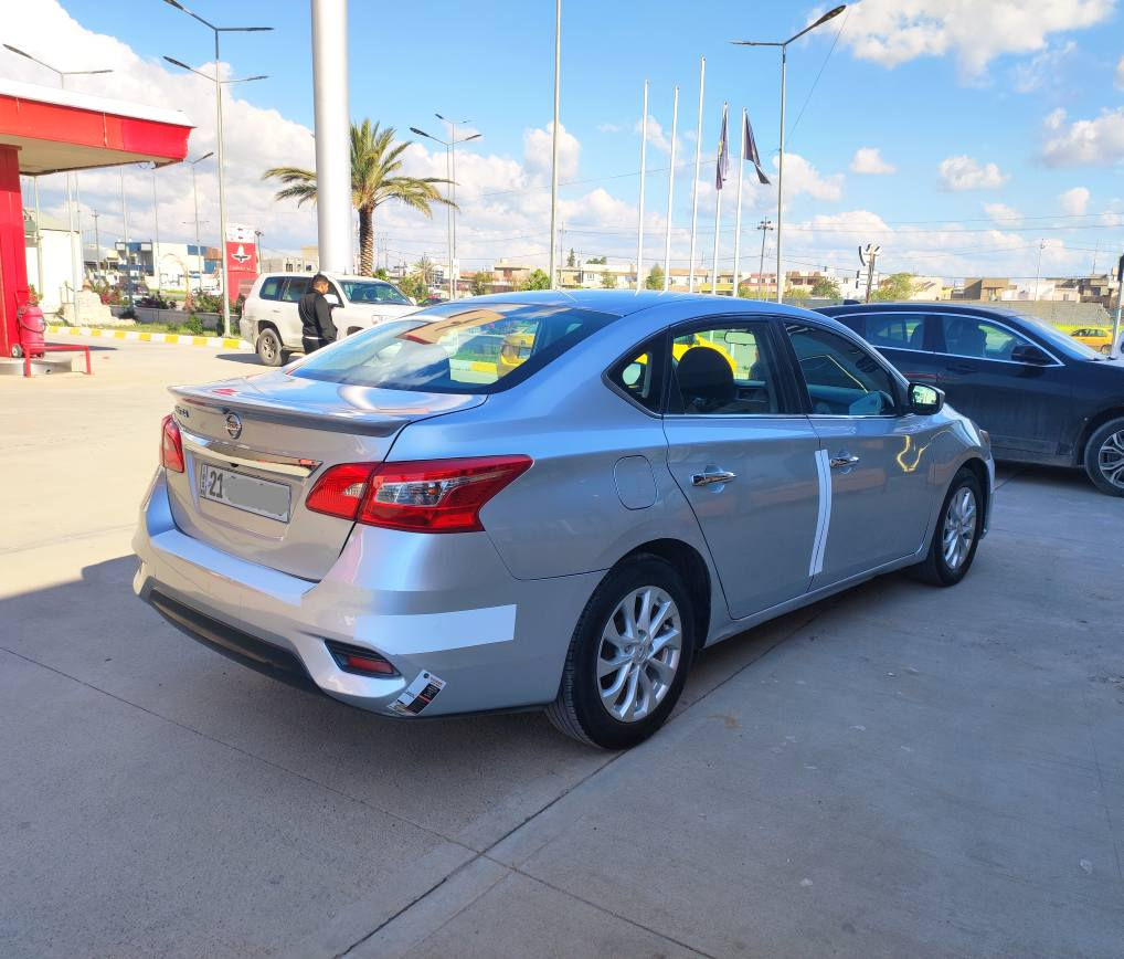 نيسان سنترا موديل 2017 وارد امريكي محرك 1800 مواصفات S  تحديد سورعه تحكم ستيرن نظام ايكو + سپورت + نورمال السياره بدون صبغ بدون تبديل فقط بي تعديل بارد بدون اي دواخل شرط الفحص الصونار موجود بالصور وبالتفصيل گير محرك شرط ما مفتوح تبريد شرط ثلج ويل كروم بلادي شاشه اندرويد وكامره ايرباكات كله بلادي سنويه جديد الى 2030 سعر 97 ورقه 📠*********** 📠 *********** عنوان كركوك الفيلق كركوك, العراق
