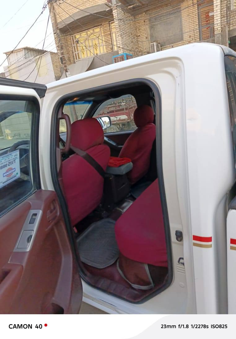 السلام عليكم سيارة نسيان نيفاره موديل 2009 رقم بغداد نكليزي بسمي هزه جديده كير اوتوماتيك مكينه بلاديه مامفتوحه تدفه تبريد كلهه شغلا كهربايت كلهه شغلا صدر جديد معه مشط ستيرن +بوربوينت أماميه
سيارة جاهزه ولا صبغ ولا تبديل فقط ذيول سيارة مكفوله 
عنوان بغداد رقم لهاتف ***********
