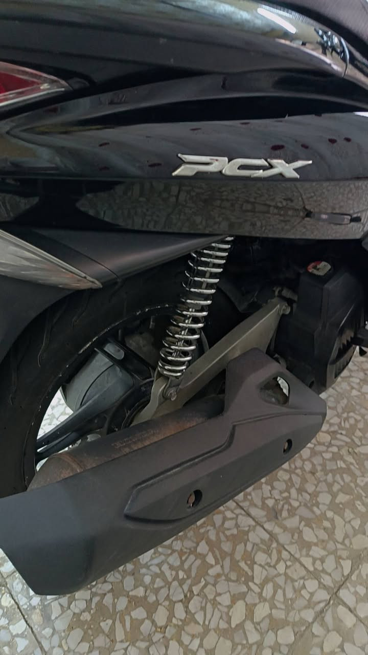 السلام عليكم
 بي سي اكس الجيل الأول ياباني للبيع 

للاستفسار اتصل ***********
العنوان بغداد بلديات شارع المصرف
يوجد لدينا توصيل كافت المحافظات
