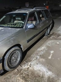 اوبل اوميكه ستيشن مودل 1993 سياره نضيفه مكينه بيه خيط بخر قليل كير خير...