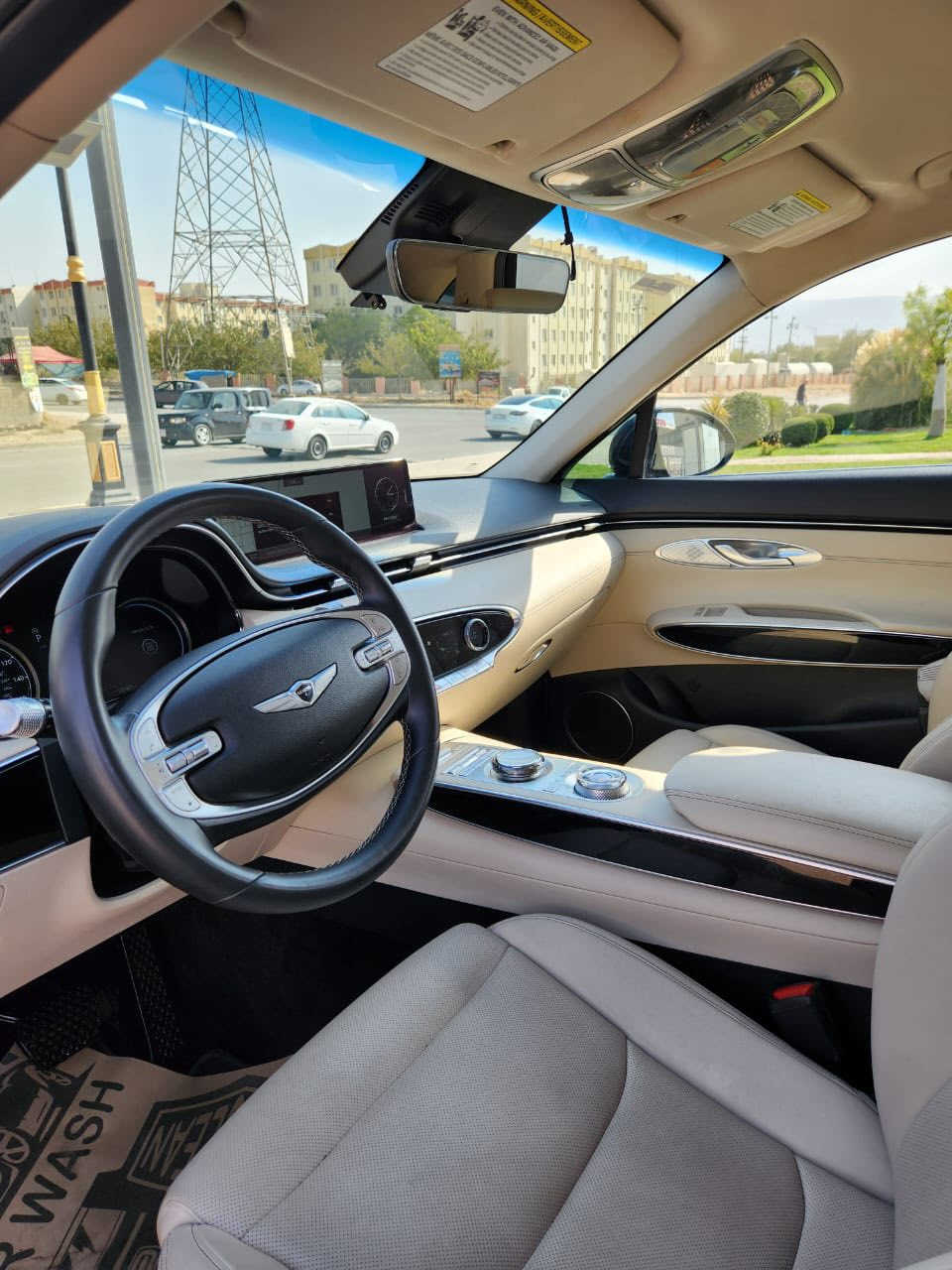 جينسس GV70 موديل ٢٠٢٣
رقم السليمانية ماشية ١٦ الف مايل
مواصفات فول بدون بانوراما
سعر ٣١٠$ ورقة بيها مجال
***********
