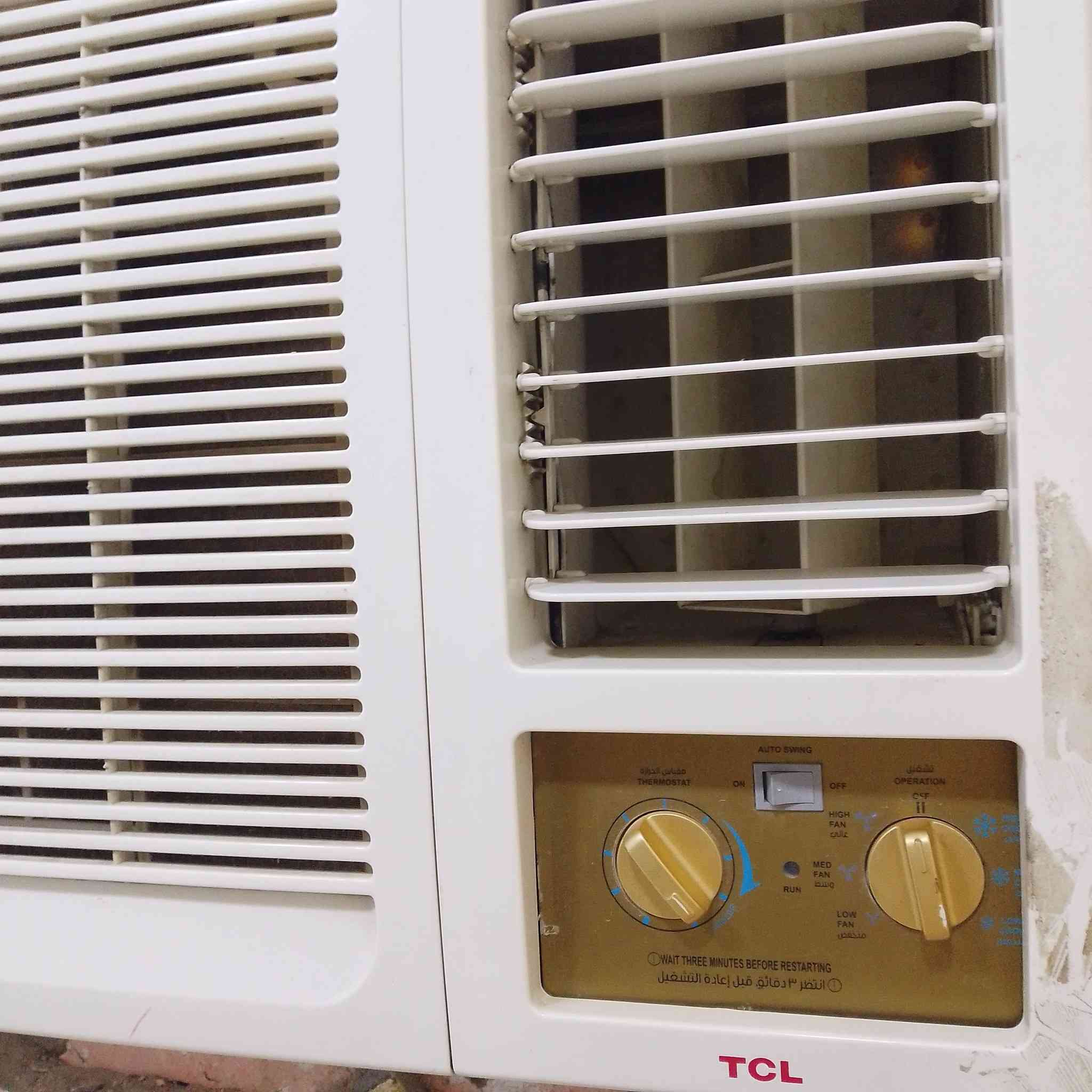 مكيف TCL طن ونص شغال بردته كلش حلوه بس حاليا صار بي ليك بدأ يضعف التبريد يعني يرادله غاز  السعر قفل قفل 100غير قابل التخفيض مكاني التنومه مقابل مشروع الماي *********** واتساب
