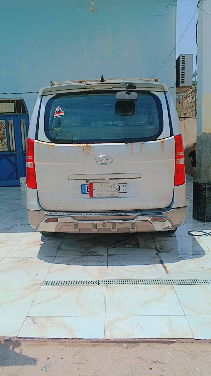 السلام عليكم استاركس موديل 9 مسكر مكينه سبلاين موديل 7 صارلها 10 ايام شادينها  وجاهزه من كلشي خير من الله السعر 135 بيها مجال قليل حك الجيه رقم الهاتف ***********
