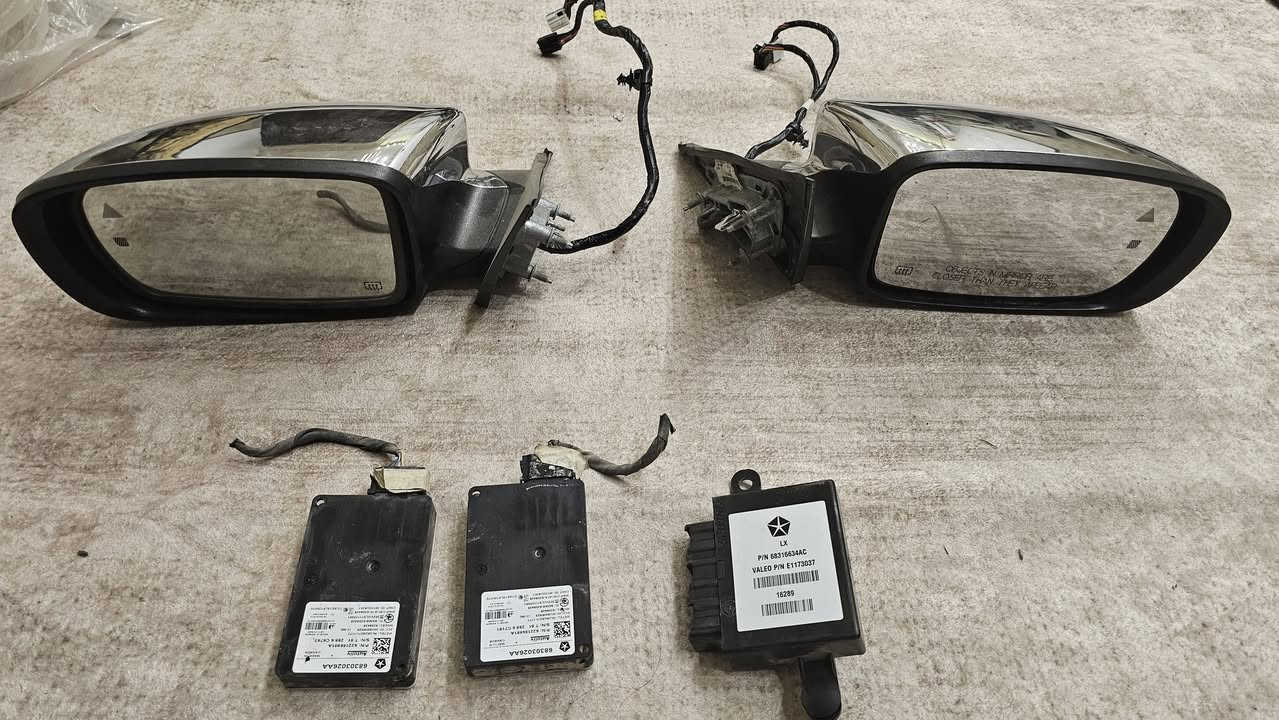 سلام عليكم زوج مريه مال أوباما فول موصفات اشاره او رادار كامله مع الكرتات مكاني بغداد ***********
