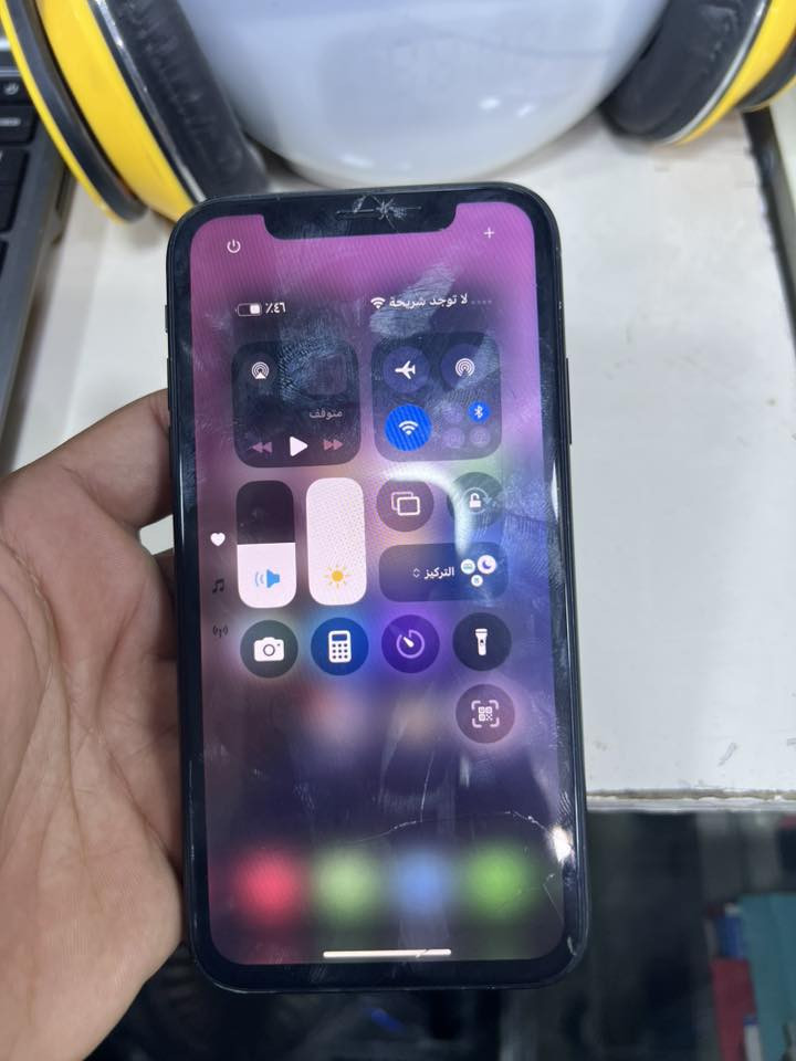 ايفوان xr مبدل شاشه وصاير فطر بيه
بطارية 76 
لاستفسار على الرقم ***********
