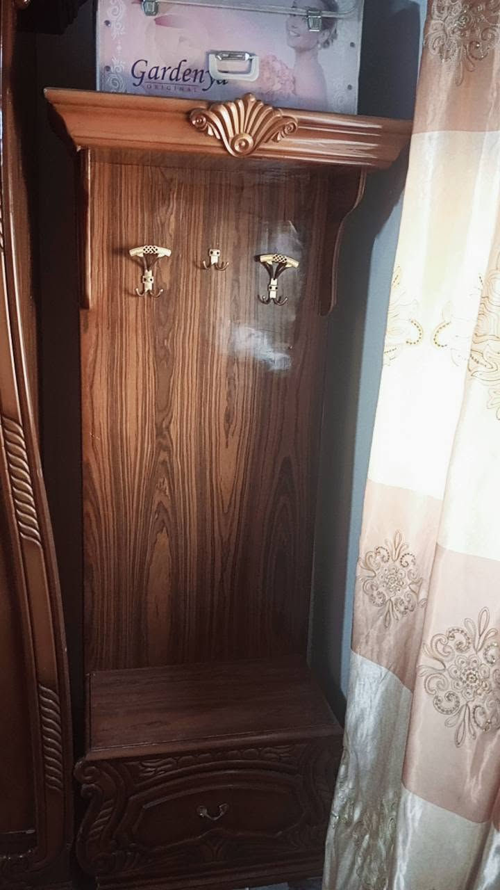 سلام عليكم غرفه مستعمله نضيفه ورايده 450 وبيه حك جيه وساب ***********
