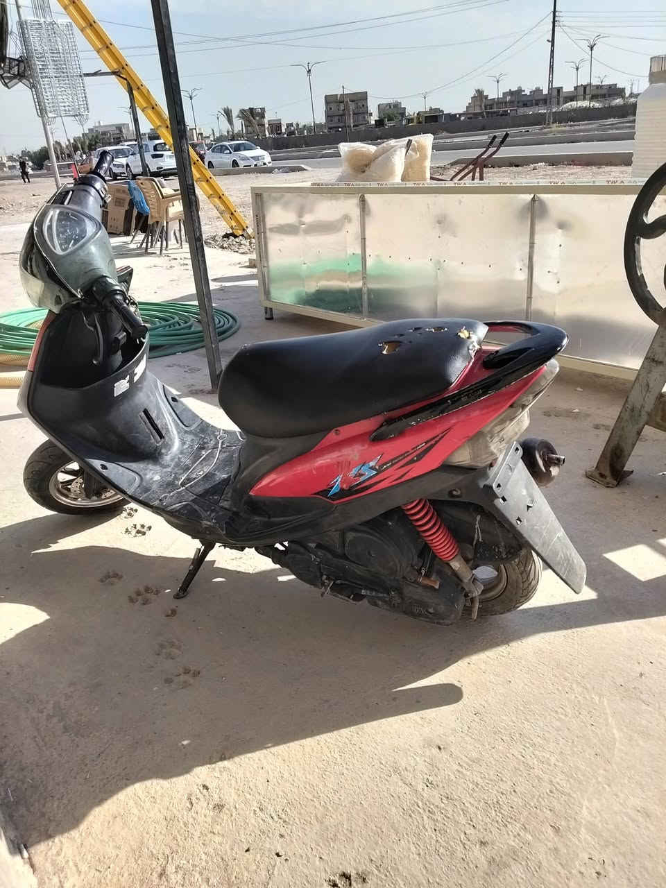 السلام عليكم ماكس عدله للبيع السعر 400 وبيها مجال بسيط محرك مكفول كهربائية كلها شغاله مكاني بغداد الزعفرانيه رقم الهاتف ***********

