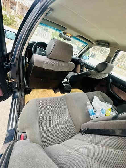 سلام عليكم بي ام دبليو للبيع
محرك مسكر عدل ٥٢٥ تك فانوس مكفول من تبخير وتنقيص محرك أكسل مكفول

صدر جديد تخم تاير جديد سياره بسمي شخصين 

موديل ١٩٩٢ بدون فتحه 

وباقي تفاصيل معروفه بلبي ام رقم انكليزي

رقم هاتف ***********

*********** 

عنوان  بغداد  سعر ٥٦  وبيه مجال
