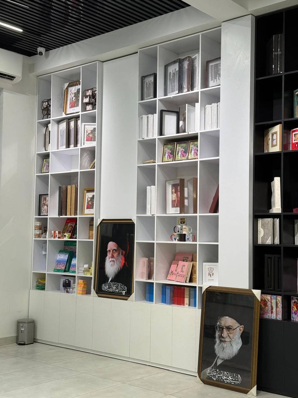 معارض Hdf للبيع
ميز كاشيره mdf للبيع طوله 5 متر
ام دي اف مع نقش سيئنسي مع اكرلك ضبابي ديكوات اناره سقفيه تعطي جماليه مع اناره بلمسه فنيه للسقف للبيع


**إذا كنت صاحب هذا الإعلان وتريد حذفه لأي سبب، رجاءا أرسل رسالة إلى الدعم الفني**