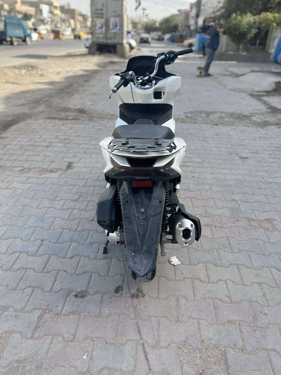 السلام عليكم بي سي اكس جيل الرابع للبيع دراجه كفاله من كلشي مكينه مكفوله الكفرات مكفوله المكان بغداد مدينه الصدر السعر 14ورقه رقم  الهاتف ***********
