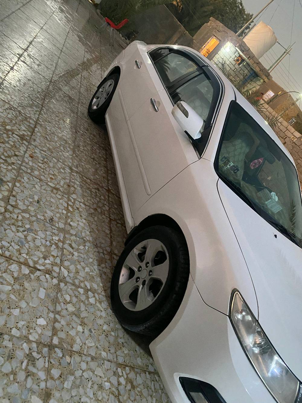 اوبتيما 2009 بيهه ضربه خفيفه من وره مكينه جديده 2000 دوش لاتزويد ولاتنقيص تخم تاير جديد تحويل ثاني يوم بسم المشتري رقم انكليزي جديد فتحه بالقماره كشنات جديد 