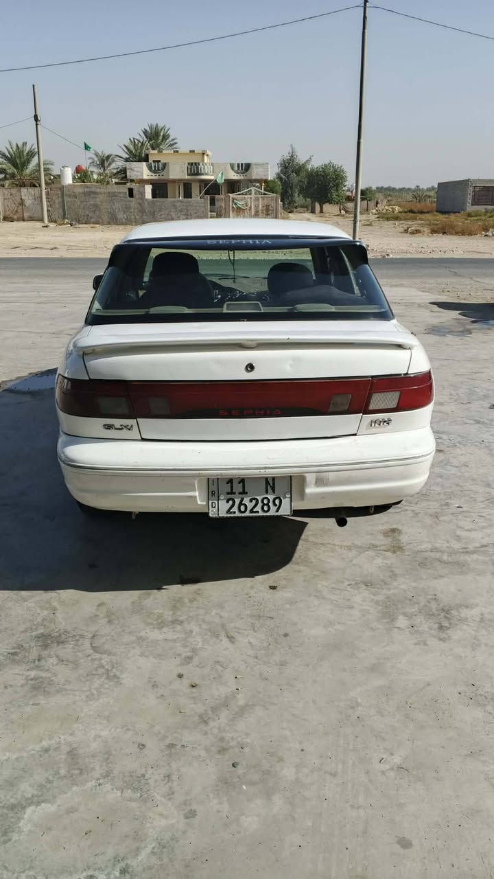 سلام عليكم 
سيفيا 93بلاديه رقم دولي بسمي سنونه 30هزه جديد السياره خير من الله كير شرط 
بس المحرك بيه تنقيص
حداديه جديده 
السياره حلوه مال جناي وخير من الله بس المحرك بيه تنقيص مكاني واسط الصويرة السعر 35بيه مجال
***********
