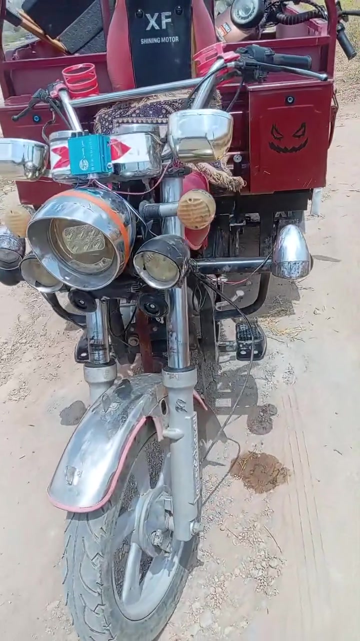 سلام عليكم ستوته للبيع جاهزه موديل 21ركبه بشرط وكير واكسل ومحرك شرط اسعر 1350وبيها مجال شي قليل مكاني حويجه اشراي يتصل ***********
