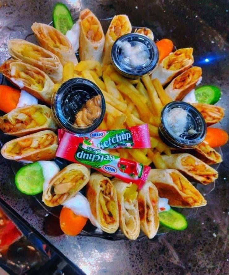 بركر شيك فرع المحمودية 
📍عنواننا: المحمودية-حي العدالة-مقابل حي الرشيد 

♦شيك بركر... طعم وجودة ... ومذاق يخليك ترجع مره ثانيه 

توجد خدمة توصيل 🛵

🔴أرقام الطلبات: 
*********** 📣☎️  يوجد واتساب 
*********** 📣☎️ يوجد واتساب

متواجدين من الساعه 11:00 صباحا الى الساعة 3:00فجراً
