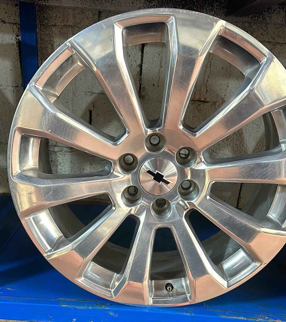 سلام عليكم شباب وجبه جديده ويل كب اصلي زيرو حجم 22 موجود في محل عقيل المرياني العنوان بغداد كسره وعطش (***********)
