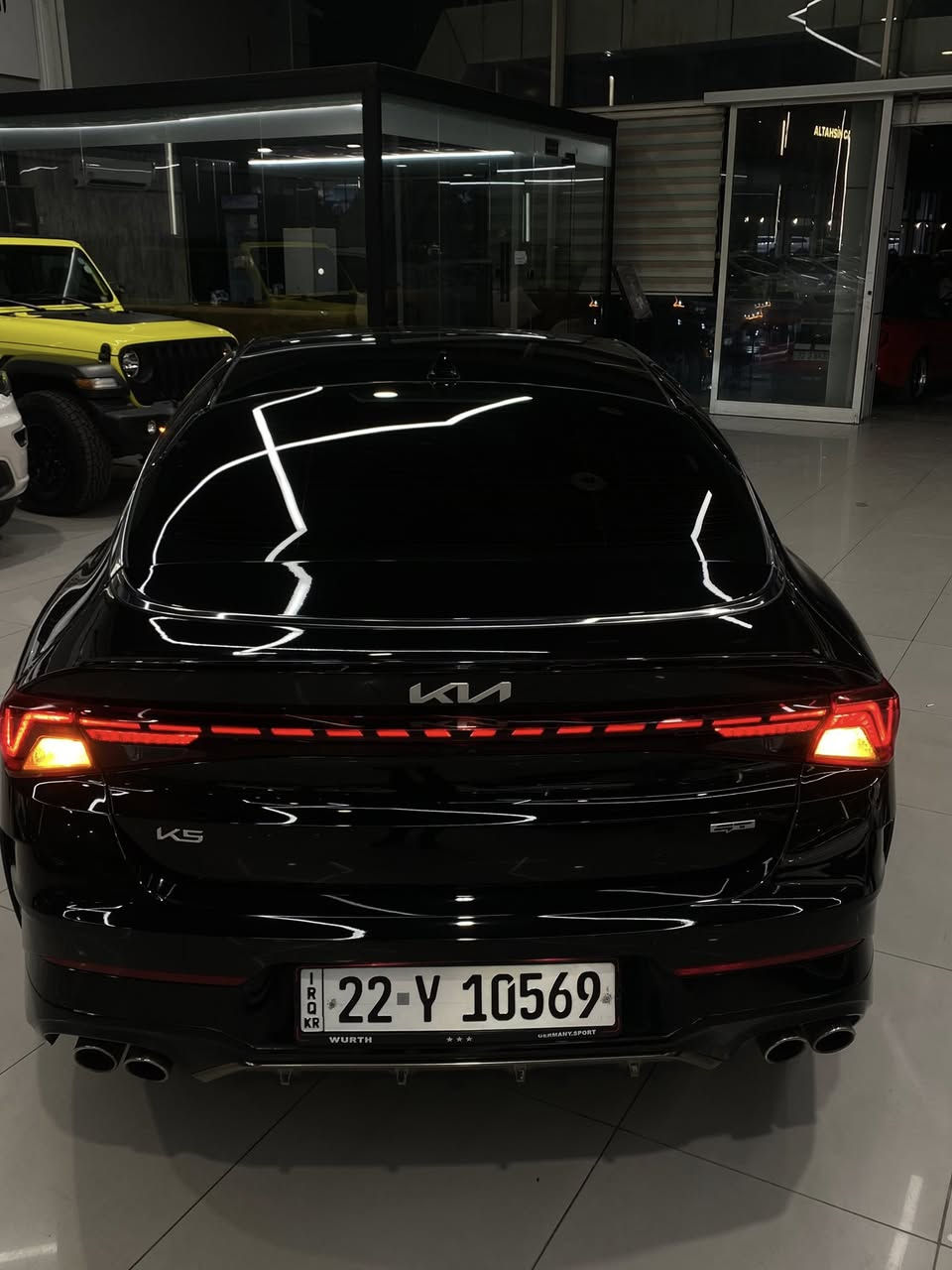 السلام وعليكم
كي فايف موديل 2024 GT 

2500cc torbo🔥

قطعه وحده صبغ 

فوول مواصفات 🔥🔥

5 كامرات
 
داخل جوزي المرغوب🤎

سقف بانوراما 

كشنات جلد

كشنات تدفئه وتبريد 

كشنات خزن

تدفئه ستيرين 

شاشه متصله كاربلاي

هاند بريك اكتروني

تشغيل عن بعد+بصمة ابواب لمس

حساسات اطارات رقمي

حساسات اماميه خلفيه

شفتات ستيرين

حساسات بلمري 

اوتو هولد للتوقف في الازدحامات 
 
شحن واير ليس

12سماعه ودمام BOSE سستم صوت 

 داش كام

تبريد مركزي

تحكمات ستيرين

مثبت سرعه 

درايف مود 

مكان السياره اربيل شارع 100 شركة احمد صلاح الدين محسن🤍

للتواصل :

خط:***********

واتساب:***********
