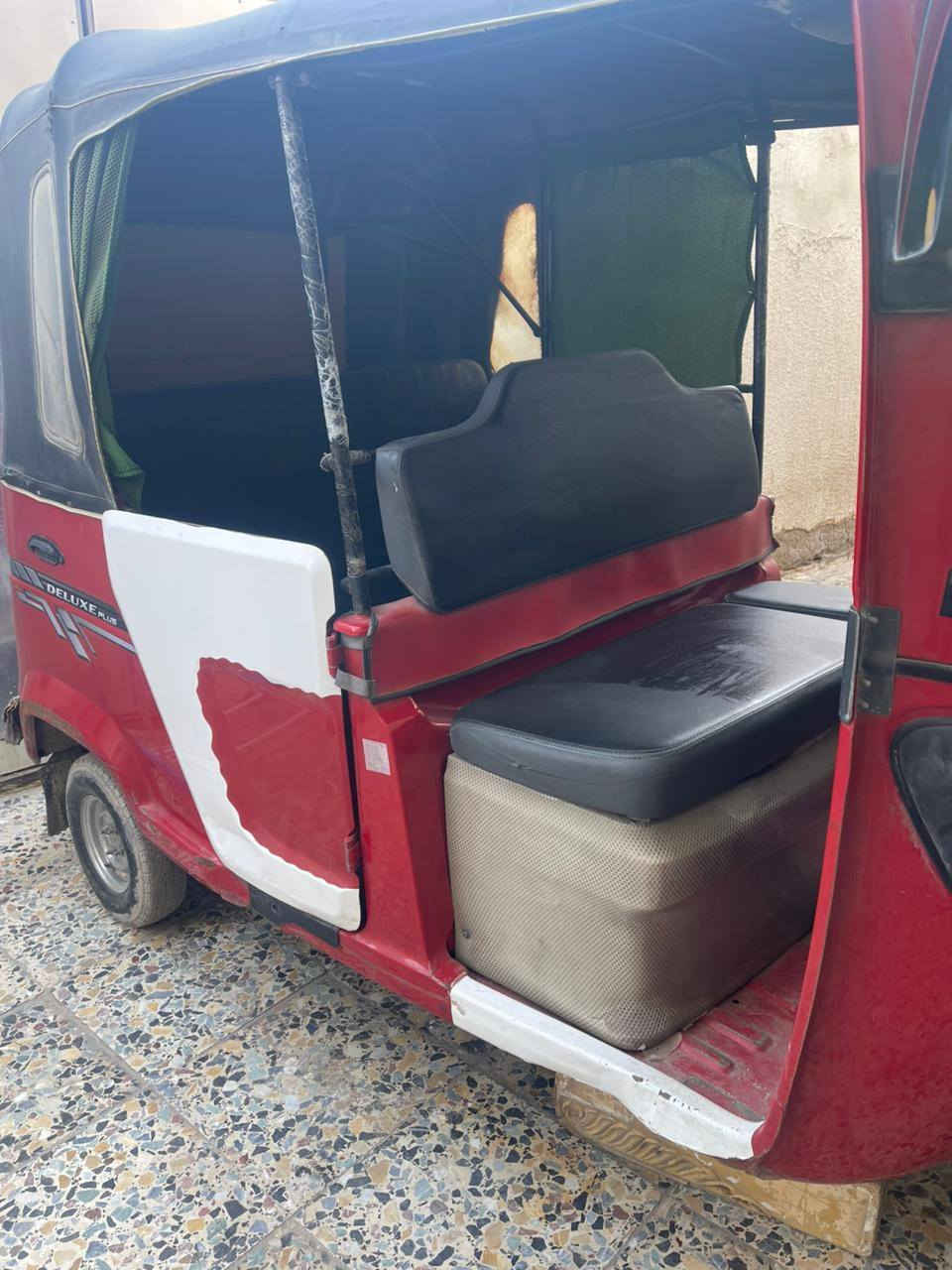 السلام عليكم تكتك نوع تي في اسس موديل 2022- الرقم انكليزي نظافه 100 با 100الكهربايات كله شغاله السنويه بسمي السعر 7ونصف وبيه مجال رقم التلفون***********مكاني بصره خلف داره المعاقين
