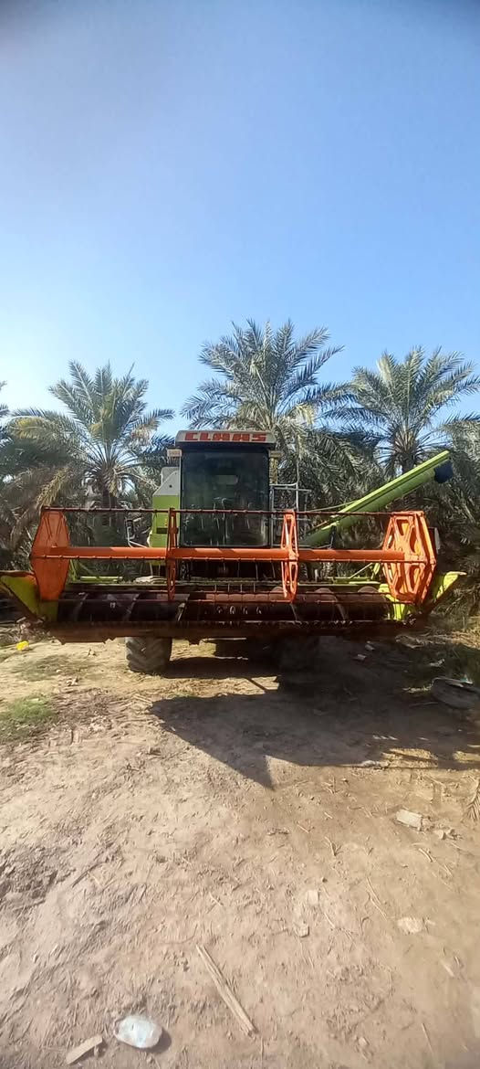 السلام عليكم ورحمة الله وبركاتة... 
.حاصده للبيع موديل 2002.. رقم اربيل وبأسمي 
بريمه نفخ. والمكينه مدرعه  مع تحويره كامله للشلب. المكينه جاهزه من كلشي شغل وشوف. مكاني نجف مشخاب. السعر 32 والشراي يدلل 
للاستفسار.. 
***********
