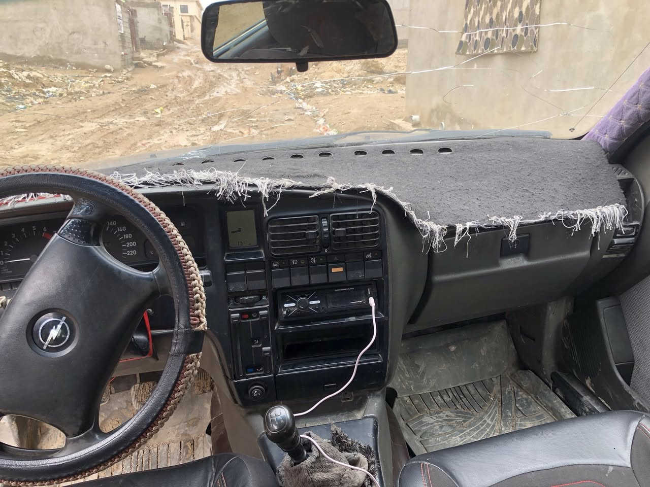 اوميكه حجم 20موديل92 رقم الماني سنوية 29 شرط من كلشي السعر 18/
***********/***********
