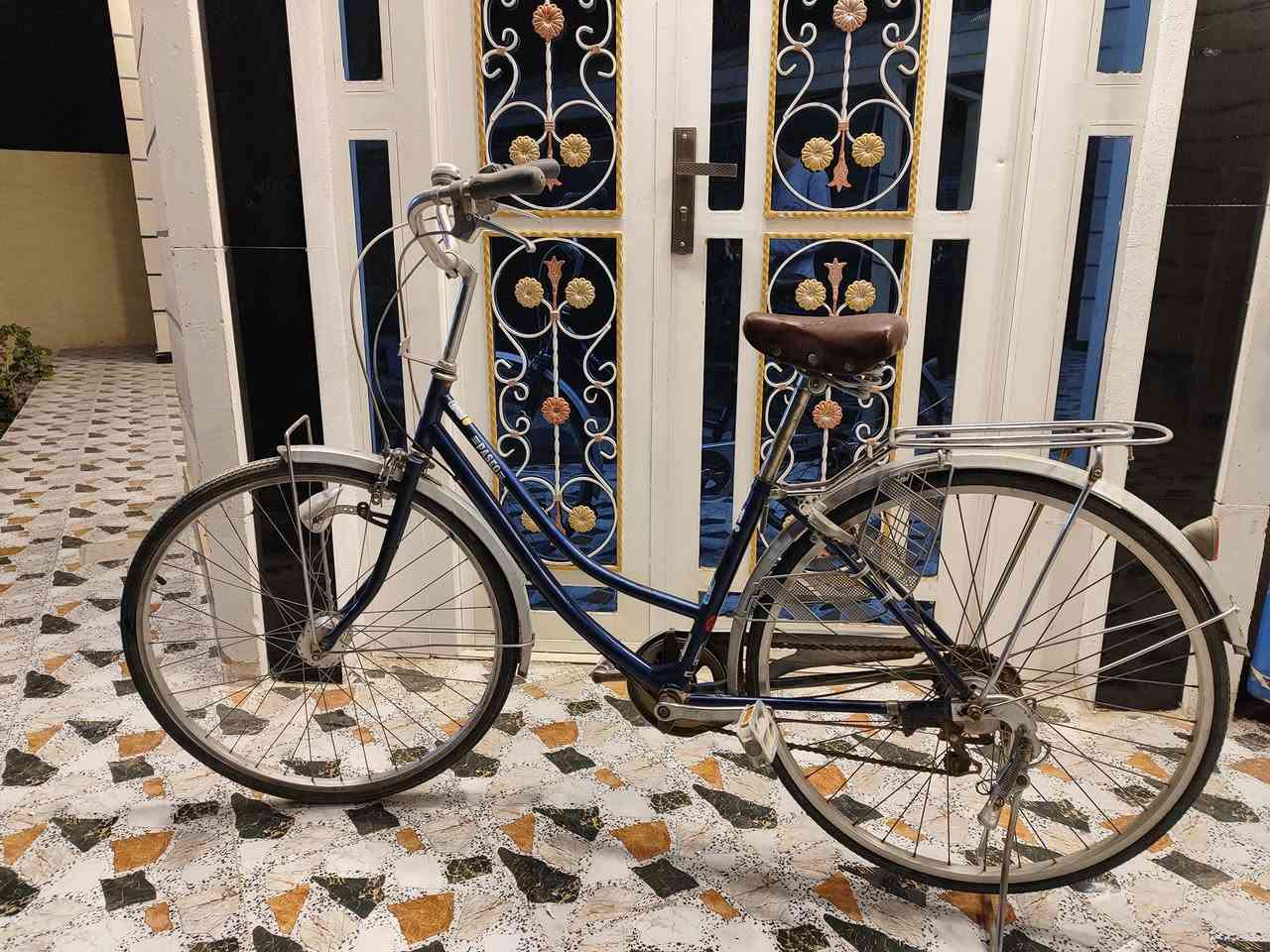 سلام عليكم باسكل حجم27بعده جديد سعر90 مكان رمادي سجاريه ***********
