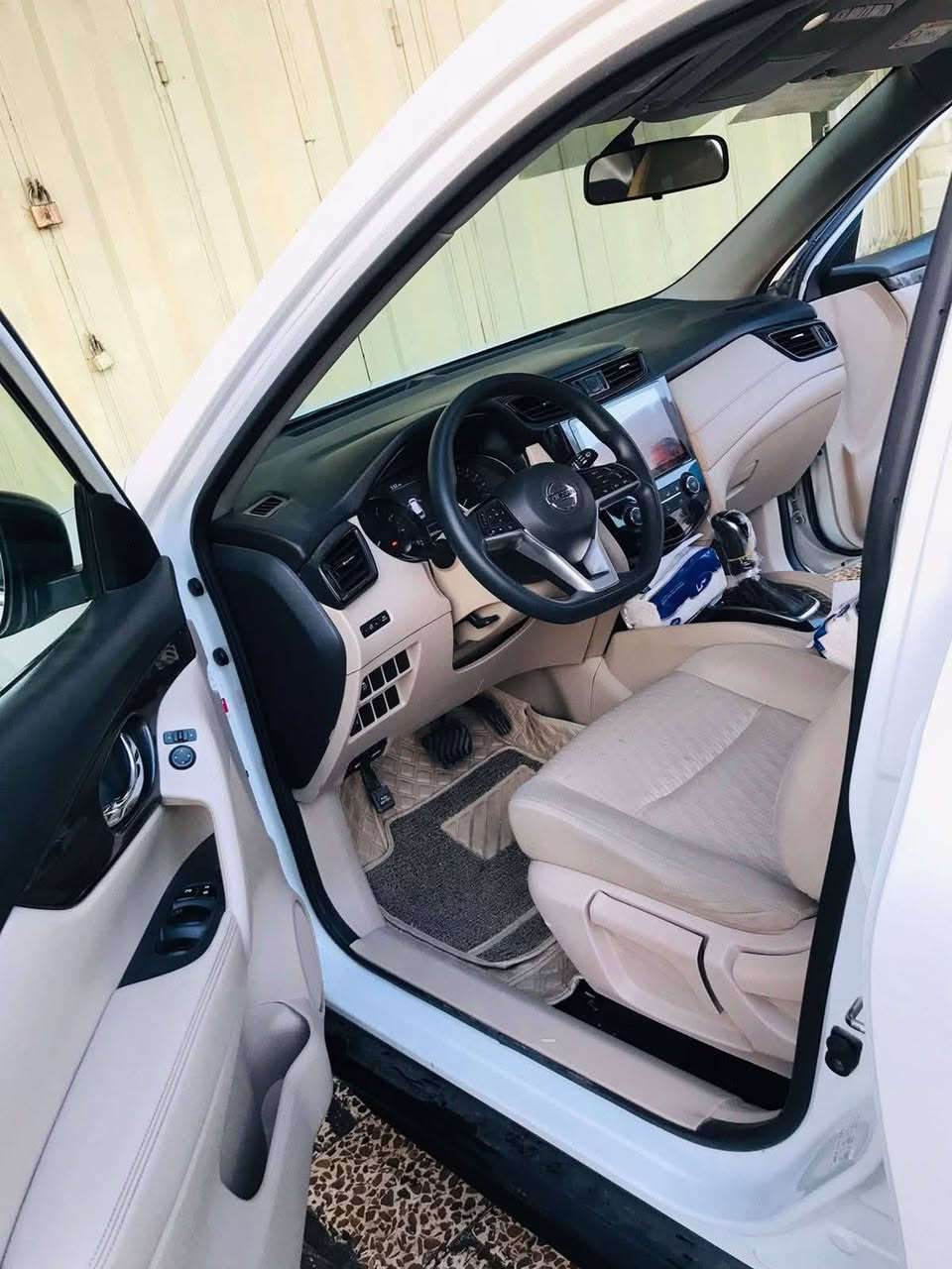 السلام عليكم نيسان اكس تريل خليجي موديل 2020 رقم بغداد بسمي سياره جديده ماشيه 76 الف سبير منازل محرك 2500 مرغوب تبريد قطعتين سياره بقطعتين صبغ بدون بدون ايرباق بدون دواخل كير محرك صدر بلاديات مكان السياره تكريت *********** سعر 76 وبيها مجال
