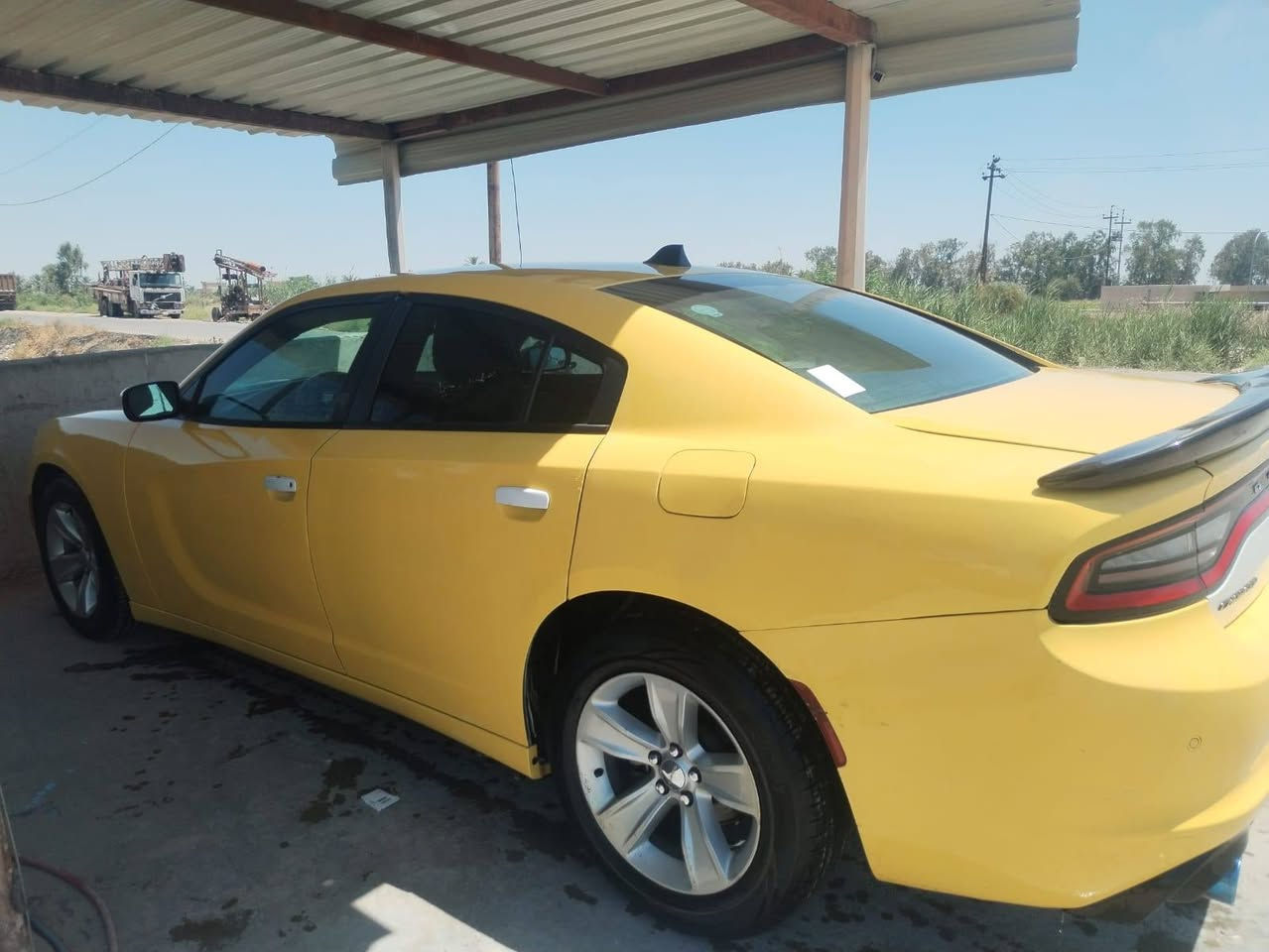 السلام عليكم ورحمة الله وبركاتة 
جارجر sxt للبيع موديل 2019 اجره رقم بغداد الجديد تحويل مباشر كفاله محرك كير تبريد  تخم تاير جديد كامله مناقصها شي خلاص السيارة خير من الله.. السعر 190 بيها مجال 
حادثها موضح بالصور
مكان السياره الدجيل صلاح الدين 
***********
***********
