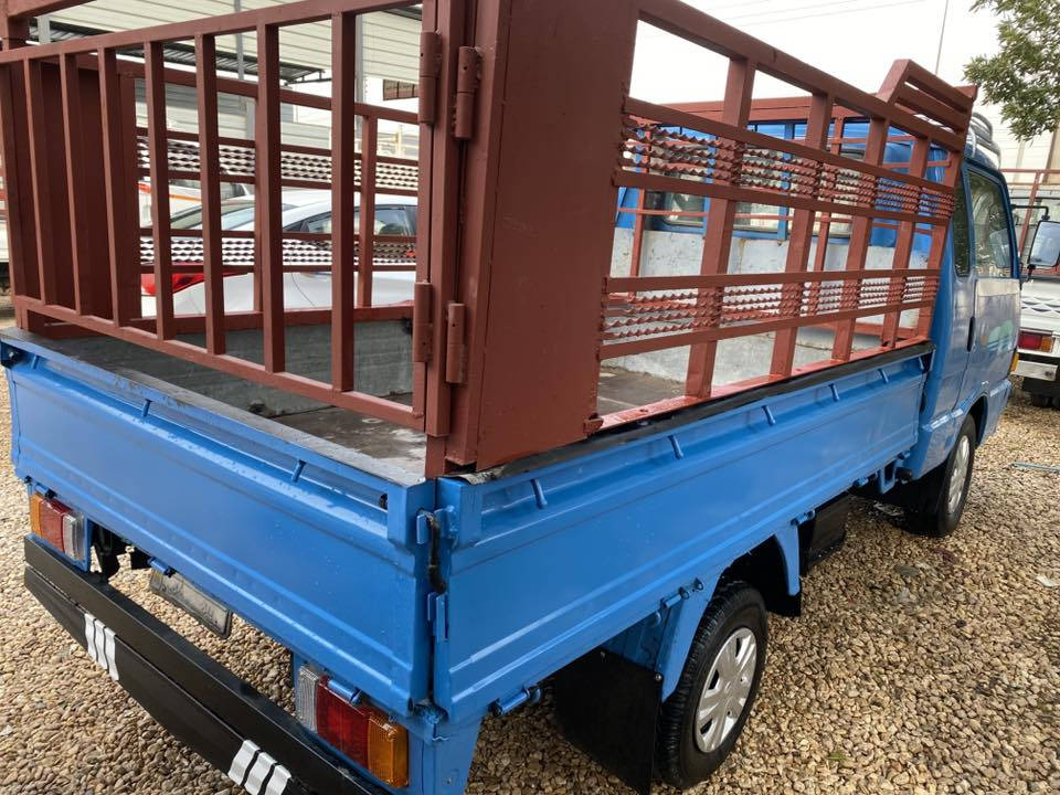 السلام عليكم للبيع كيا بنمو موديل 1994سنويه لل٢٧تحويل مباشر مكينه وكير وشاصي كفاله السياره ٦جنكال السعر ب٤٩وبيه مجال مكان السياره بابل الحمزه الغربي للتصال *********** السياره ترهم مراوس
