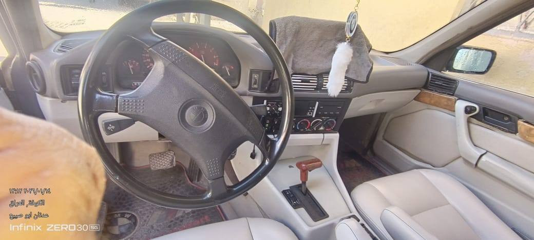 السلام عليكم بي ام 1991 مسكر لون سلفر عليه سمنتي سياره بيه لاستيك ولف المكان كوفه شارع الكورنيش ،
موبايل ‏‪***********‬‏،
‏‪***********‬‏ سعر 45 بيه عايزه زوج تايرات سنويه ساقطه عليها غرامات ٢٠٠فقط مجال قليل
