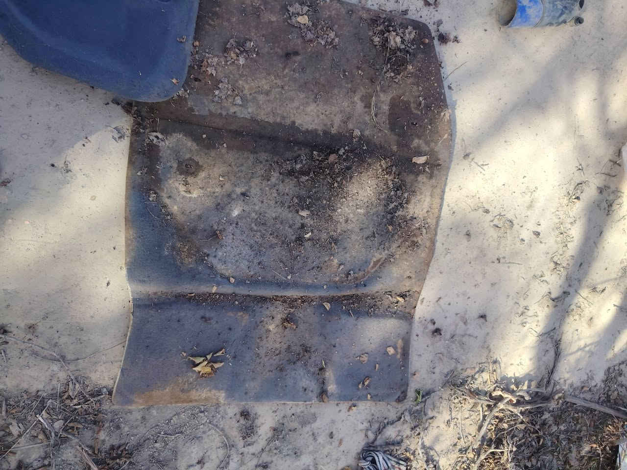 سلام عليكم زوج بك لايتات واحد زين وواحد شوي من فوك نفطور سعرهن ب10دبه دهن بور هيه والصوندات الكبس جديد ب15تنورات ثنين موجودة ب30شرط نضاف حيل نعومه اخت الجديدة بطانه صندوك وال ارضيه مال صندوك بس عوزة غسل ب15ثنينهن


**إذا كنت صاحب هذا الإعلان وتريد حذفه لأي سبب، رجاءا أرسل رسالة إلى الدعم الفني**