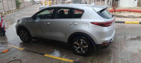 السلام عليكم سبورتج للبيع موديل 2020 وارد امريكي حادثها مرفق بل صور ول سونار مبين كلشي مكينه 2400جي دي اي سعر 165 وبيها مجال هاتف *********** مكاني بغداد الشعب
