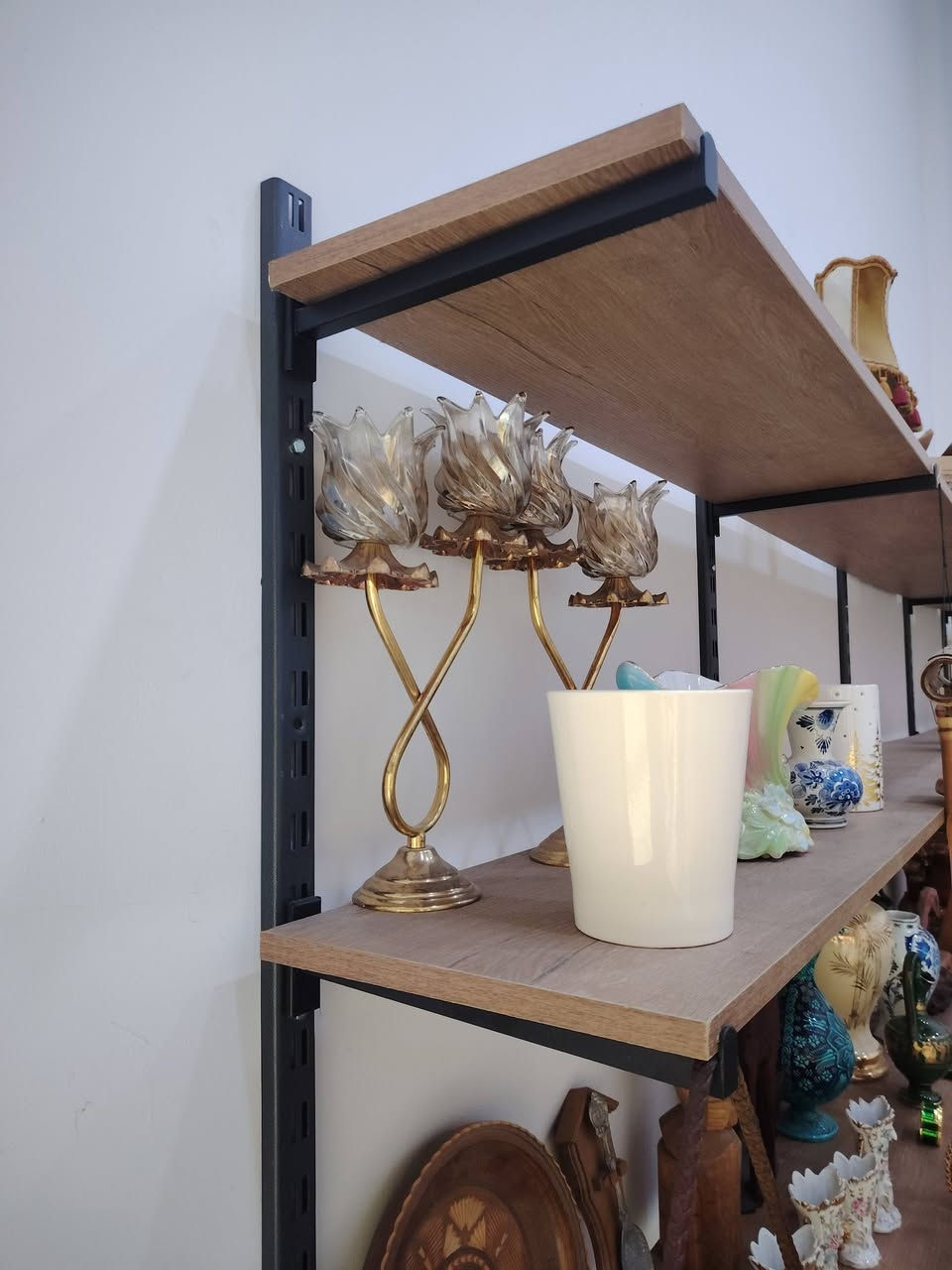 السلام عليكم للبيع رفوف جديدة استعمال شهر للبيع الطول الكلي 7.25 الي بالوجة 3.60 والي عاليسار 3.65 وينكص علي حسب التصميم


**إذا كنت صاحب هذا الإعلان وتريد حذفه لأي سبب، رجاءا أرسل رسالة إلى الدعم الفني**