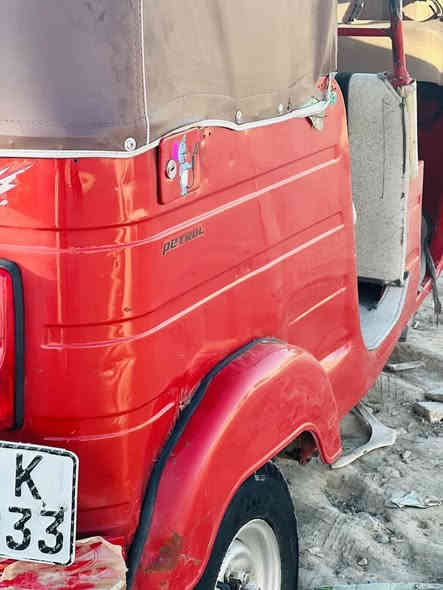 السلام عليكم تكتك موديل 2018 تكتك خير من الله حلوه لاتنقيص لاتبخير مصبوغه جماليه رقم بغداد ***********
