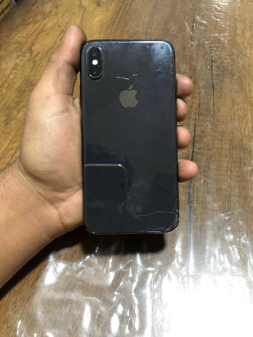 للبيع Xعادي ذاكره ٦٤ بطاريه ١٠٠ مستبدل ماستر وكاله ومستبدل شاشه ماستر وكاله فيس ايدي شغال كامرات اتصال وايفاي كله شغال السعر ١٢٥ وبي مجال مكاني بغداد المشتل رقمي *********** متواجد وتساب ❤️
