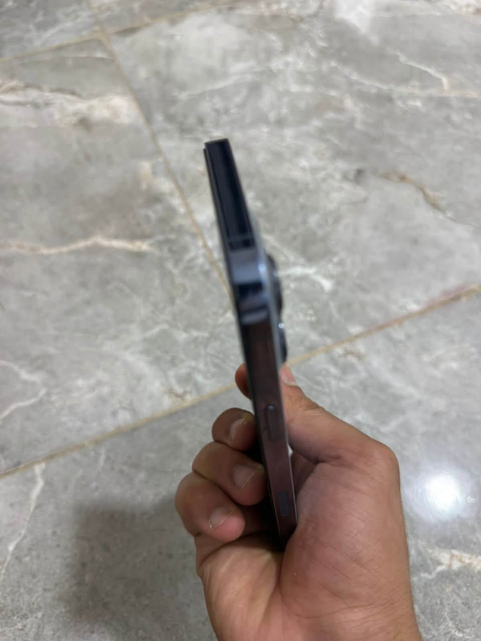 ايفون ١٣ برو ماكس ما مفتوح بطاريه ٨٨ الجهاز نضيف بمعنى الكلمه كامل ملحقات مكاني البصره قضاء شط العرب السعر ٦٥٠ رقمي واتساب *********** فقط الضهر مفلش

