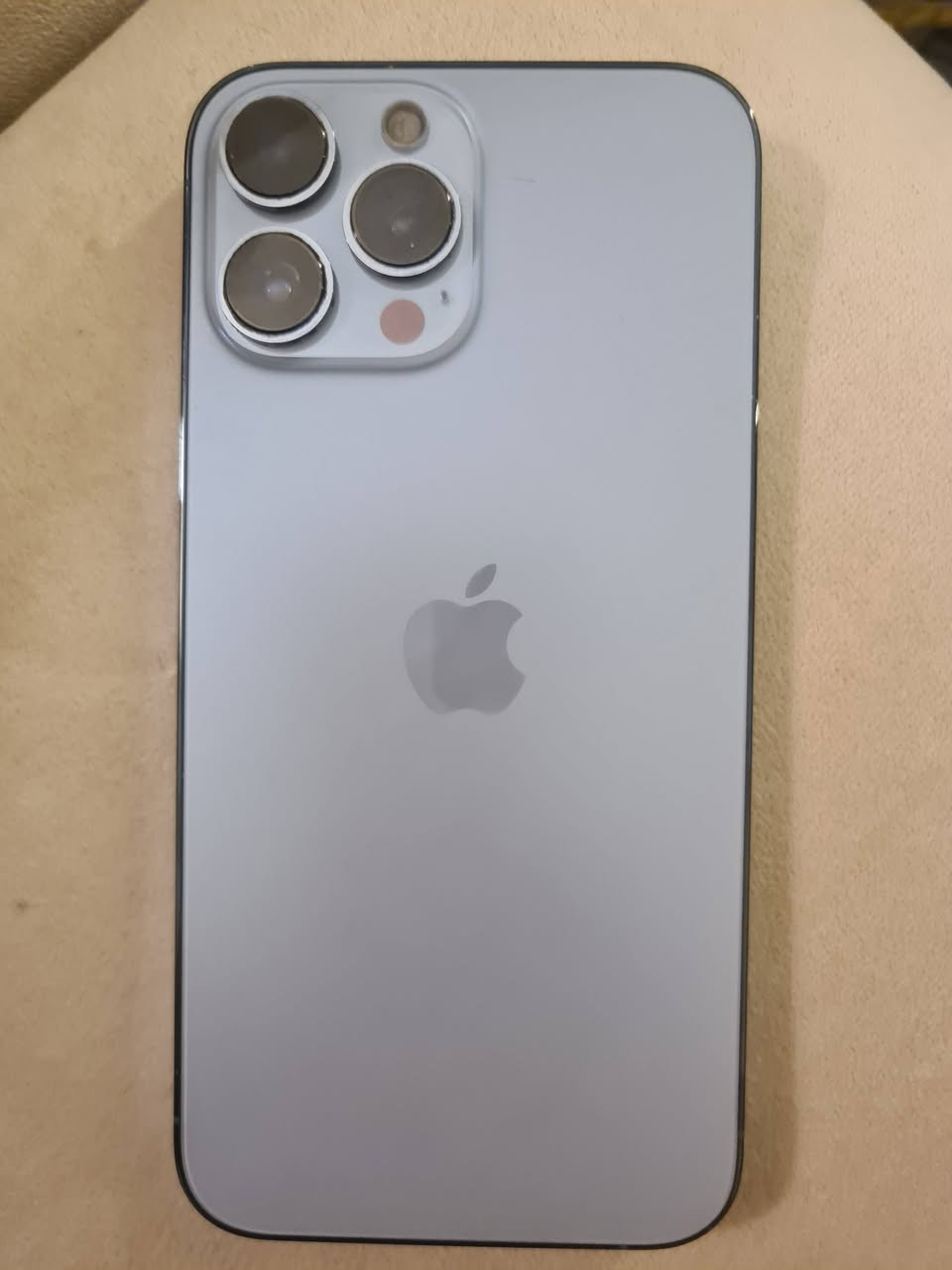 ايفون 13 برو ماكس شاصي وكامرات فقط البورد عاطل
السعر 50 الف *********** واتس اب
