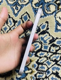 ايفون 13 • ١٢٨ • بطارية ٨٩٪