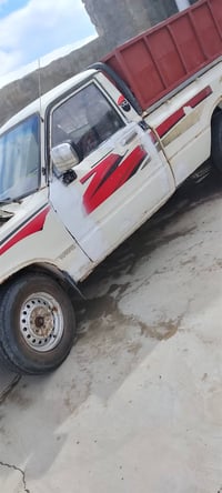 شاحنة • معلومات ناقصة