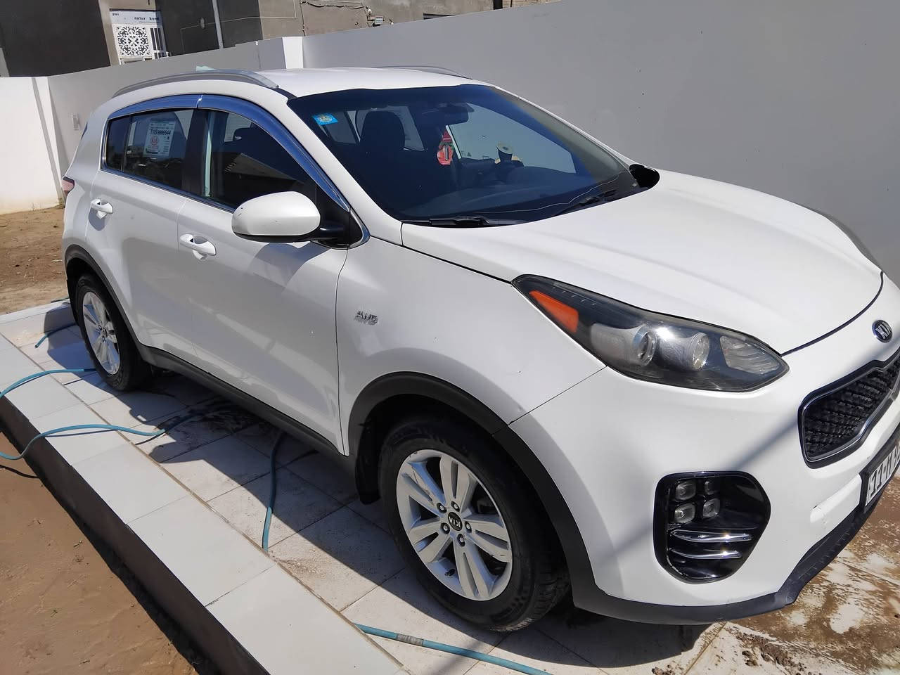 السلام عليكم.  السعر 148 جاهزه من كلشي 
كيا سبورتج امريكي 2019 محرك 2400 جي دي آي مفتوح فقط گازگيت  شرط بانزين عادي
المواصفات
تحكم مقود جهتين 
كامرا دواره
مثبت سرعه 
شاشه ربع بلوتوث اواكس سيدي
3 انظمة قياده 
نضام ايكو تقليل صرف الوقود
مانع انزلاق
نضام نزول منحدرات
فور ويل
تدفئة بالكشنات 
ماشيه 142 الف كيلو قابل للزياده
رقم بغداد انكليزي  مشروع وطني بأسمي سنوية لل31  ثاني يوم تحويل 

وكلشي واضح عندك بالصور والسونار  بالمنشور  
عنوان واسط الحي 
***********
