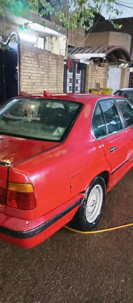 يا الله السلام عليكم BMW 535 للبيع او مراوس حسب القناعه سياره كامله كير مكينه نضاف السياره جارد بلادي نقص بيهه بس الصدر الامامي روس رواط تعبانه بي السعر 50 وبيهه مجال حك الجيه ***********
