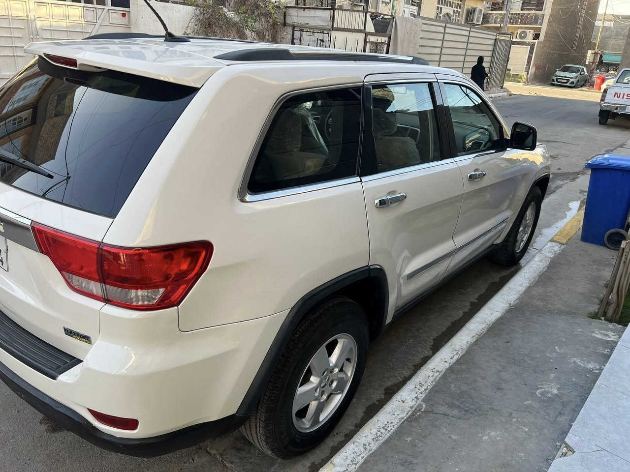 جيب 2011 وارد أمريكي 145 أتصال واتساب ***********
